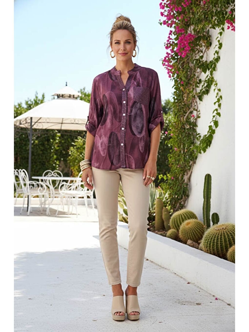 İtalyan Mürdüm Rengi Hakim Yaka Düğmeli 3/4 Kol Geometrik Desenli Pullu Cepli Viskon Bluz 75 65-3