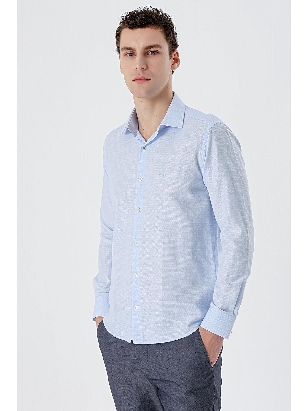 Koyu Mavi Uzun Kollu Desenli Armürlü Sert Yaka Cepsiz Pamuklu Slim Fit Dar Kesim Gömlek 1004235168-2