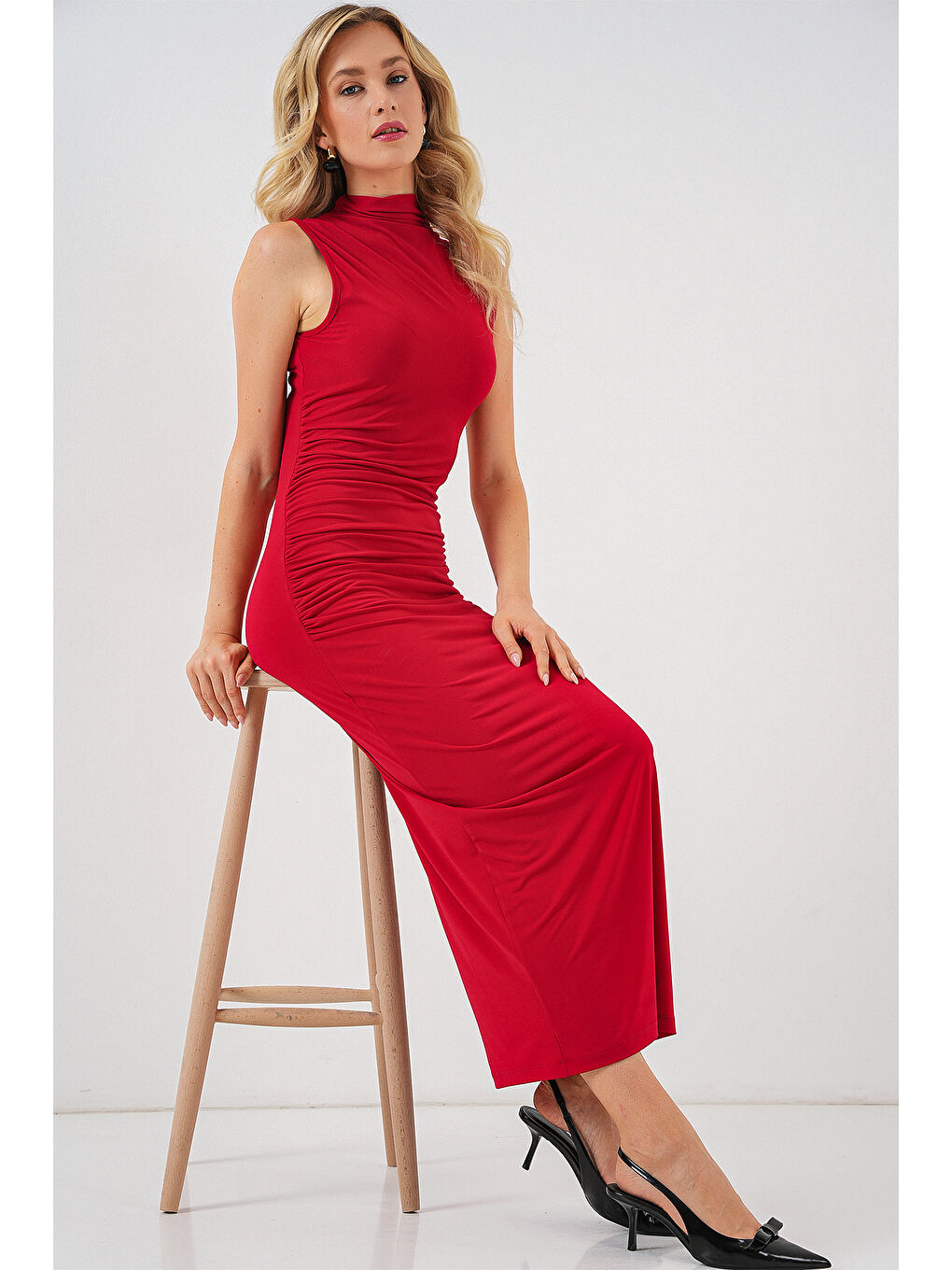 Kadın Büzgülü Sıfır Kol Drapeli Elbise 2579 - Kırmızı-1
