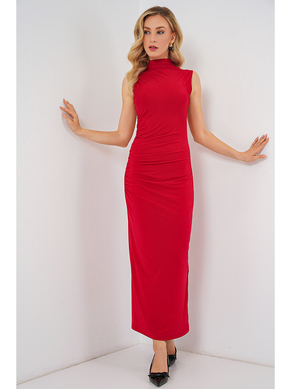 Kadın Büzgülü Sıfır Kol Drapeli Elbise 2579 - Kırmızı-3