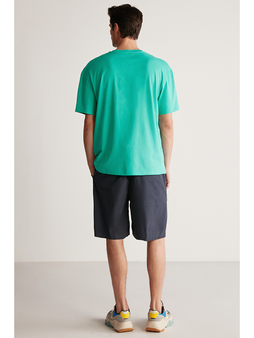 Erkek Oversize Fit %100 Organik Pamuk Kalın Dokulu Bisiklet Yakalı Yeşil Tişört-8
