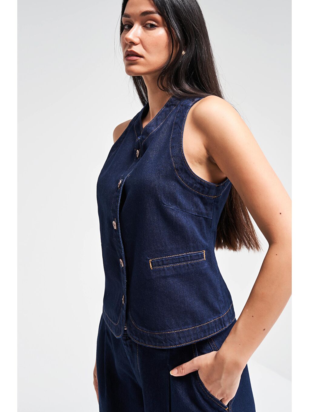 It's Basic Indigo Kadın İndigo Renk 7s5 50 Kemer Boy Önü Düğmeli  100 Pamuk Sıfır Kol Denim Yelek - 1