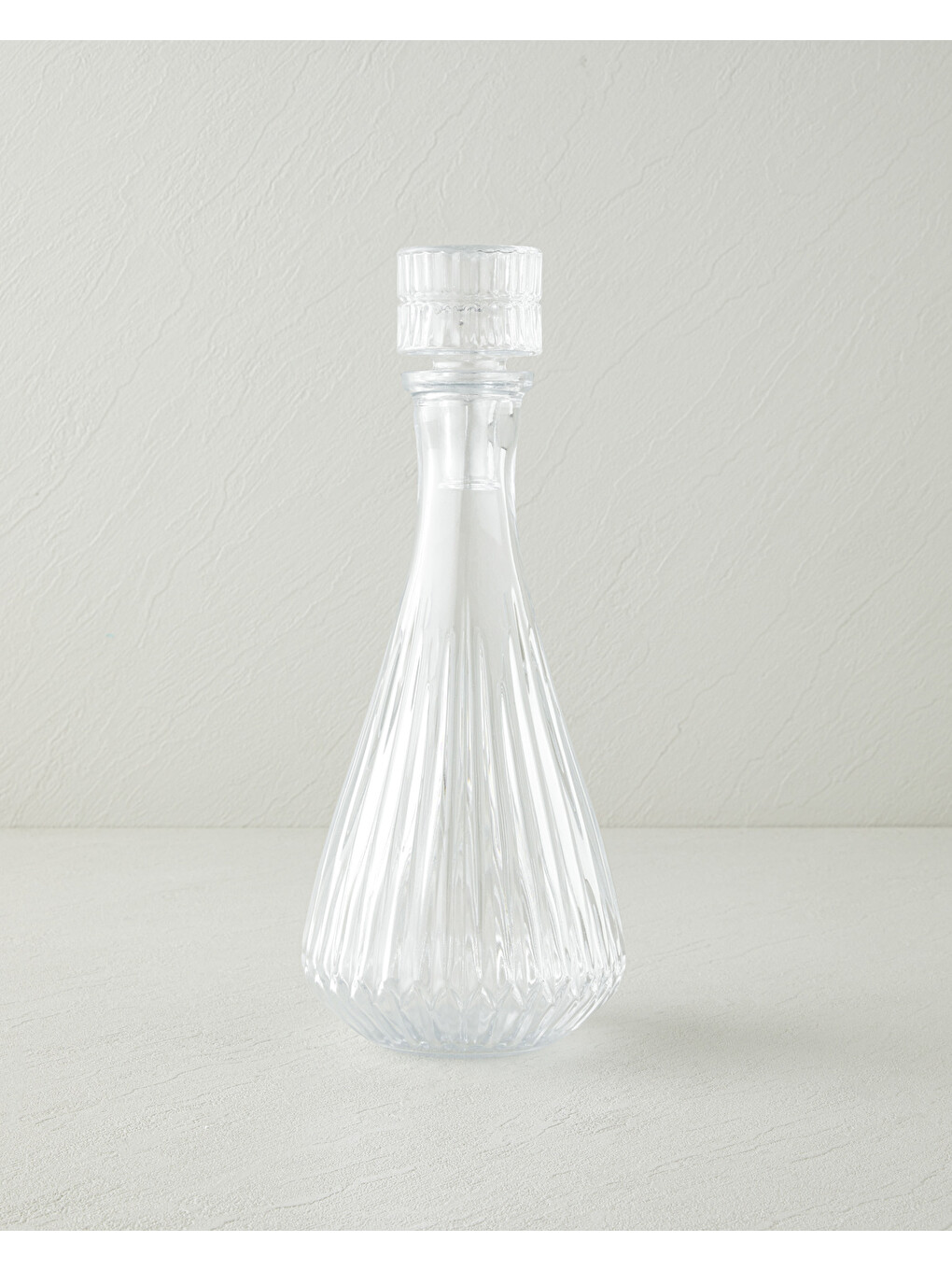Renksiz Valiant Cam Karaf 1200 Ml Şeffaf