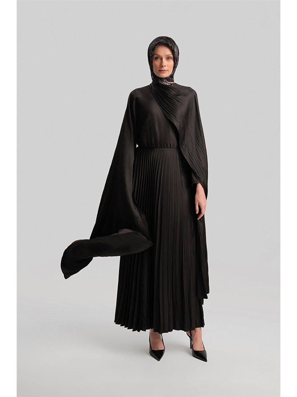 Piliseli Elbise 24Y9842 Siyah-2