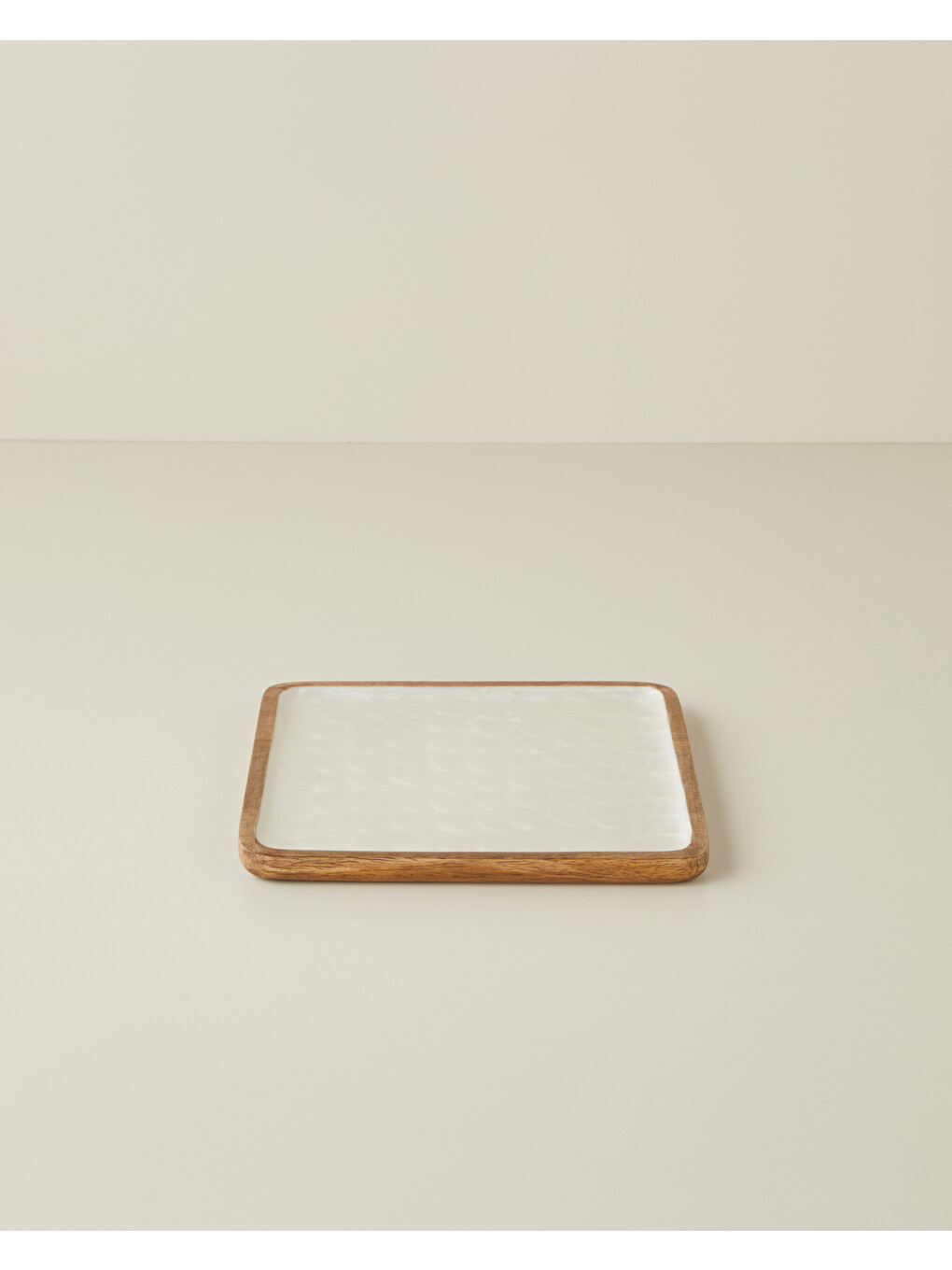 Ekru Perla Mango Sunumluk 24x24 Cm Krem