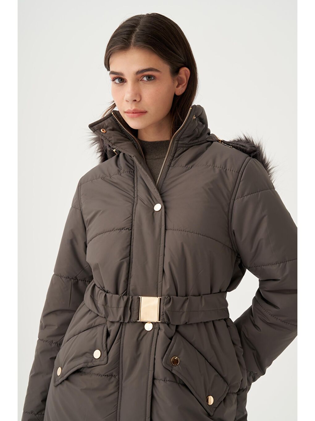 Gri-Kapşonu Kürklü Astarlı Çıtçıtlı Mont-4