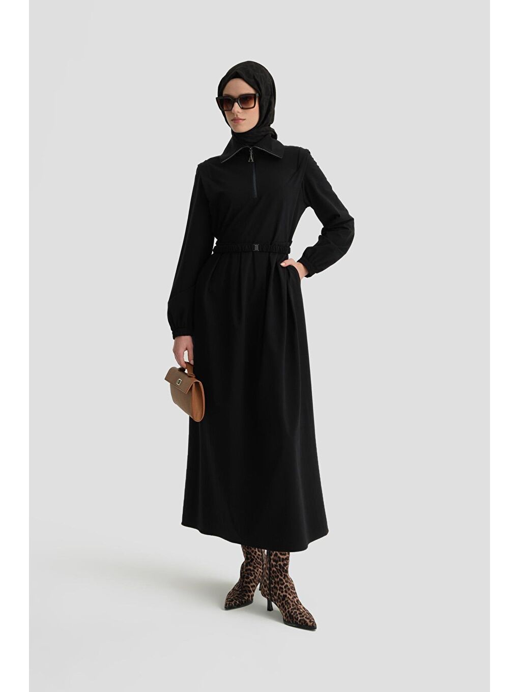 Tokalı Ve Fermuarlı Spor Elbise 24K9910 Lacivert