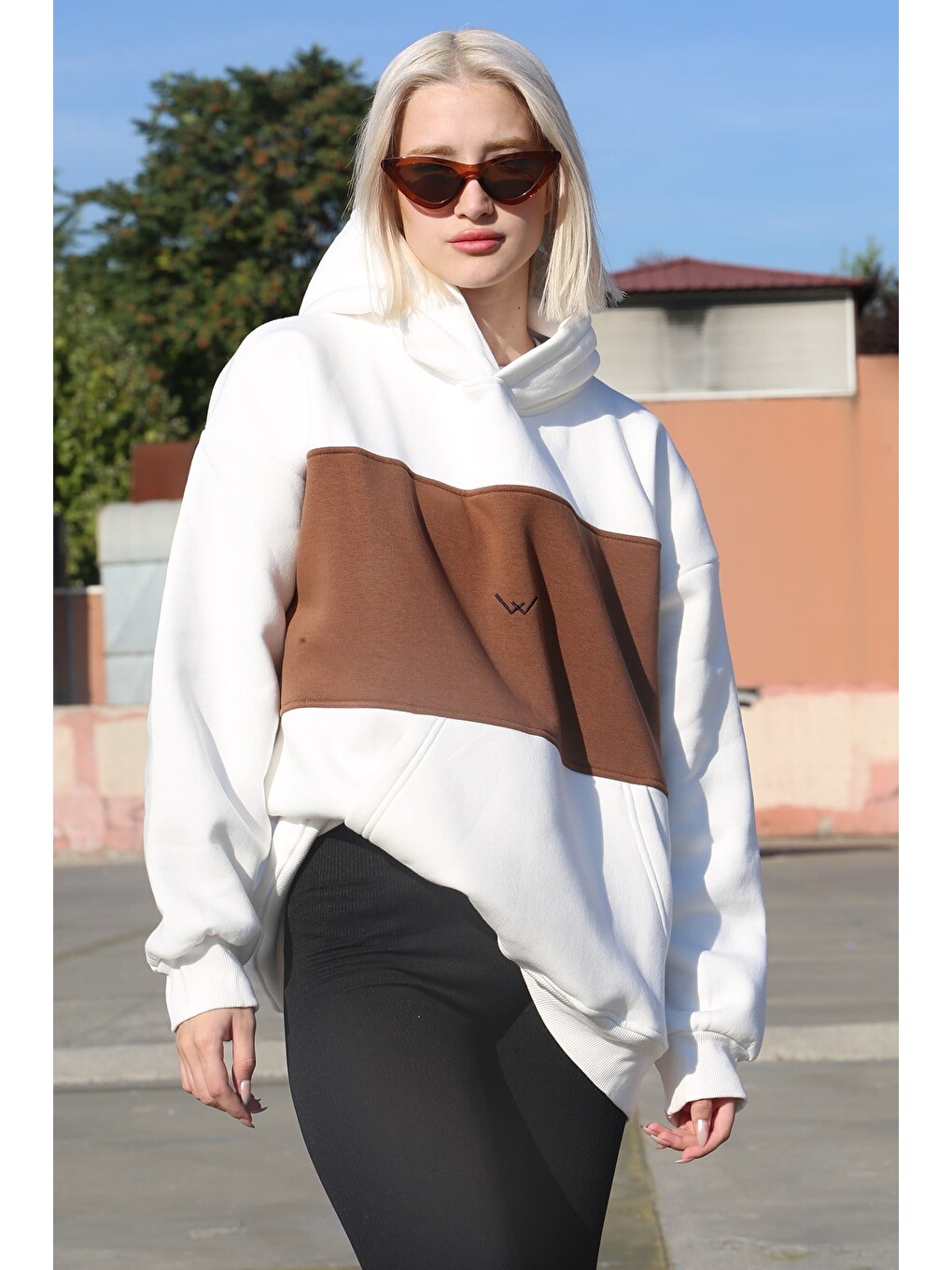 Beyaz Renk Bloklu Şardonlu Sweatshirt Mg1544-1