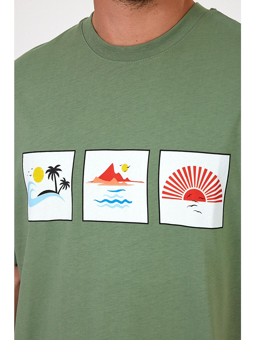 Yeşil Bisiklet Yaka  Baskılı Erkek Tişört 0210-2