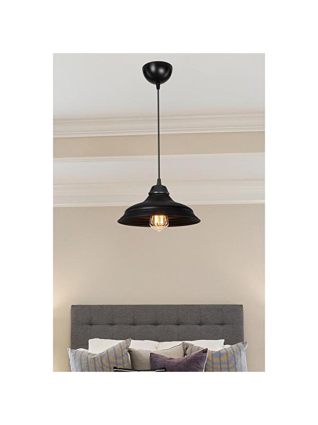 Lama Metal Sarkıt - Siyah