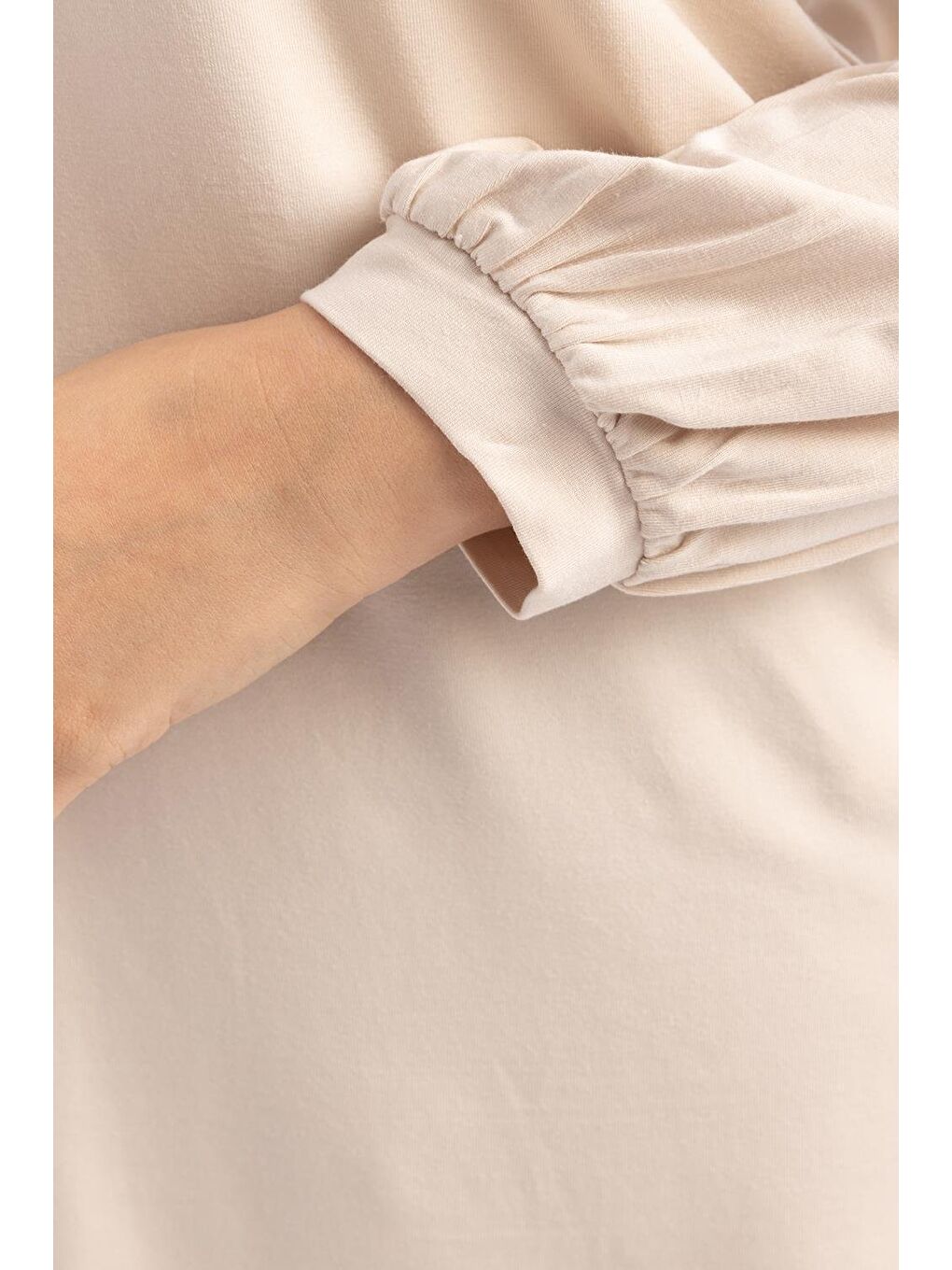 Bej Taş-Bisiklet Yaka Kol Ucu Büzgülü Elastanlı Pamuklu Bluz-4
