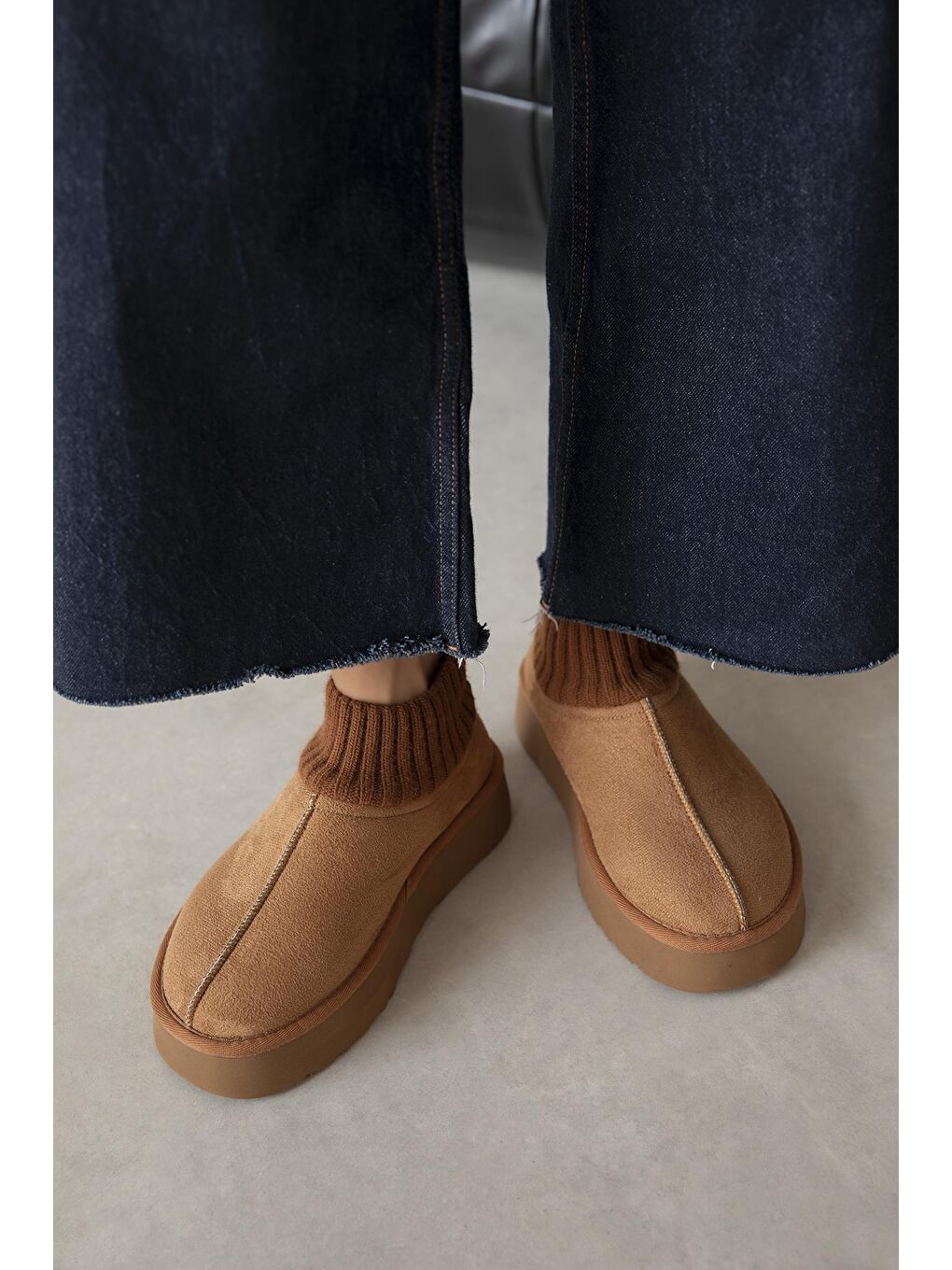 Kahverengi Yuki Kadın Triko Detay Ev Terliği Taba-1