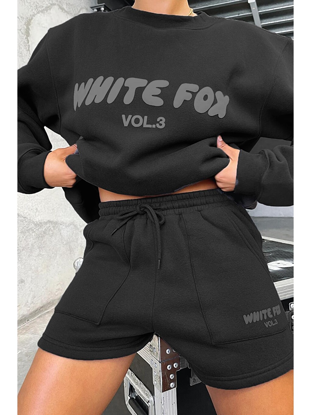 Siyah Bisiklet Yaka Baskılı Sweatshirt Mg1904-1
