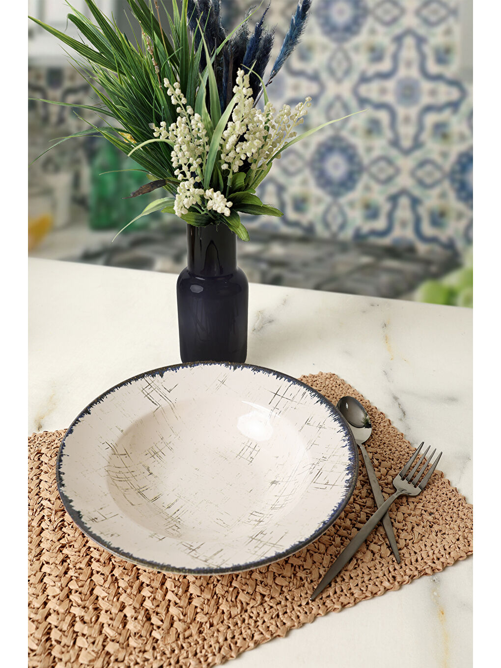 Karışık Delta Makarna Tabağı 26 Cm