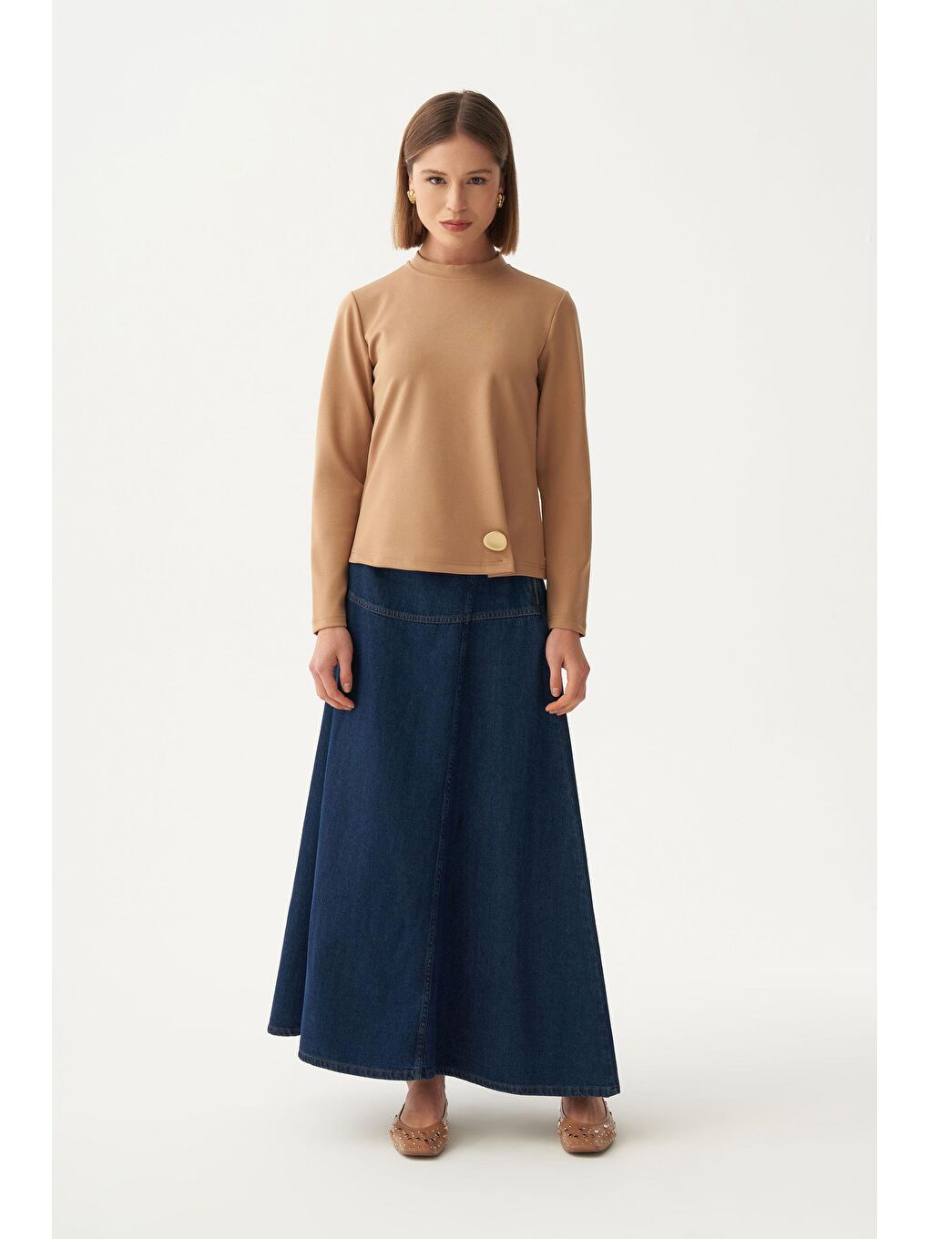 Bej Vizon-Gold Düğmeli Pileli Bluz-1