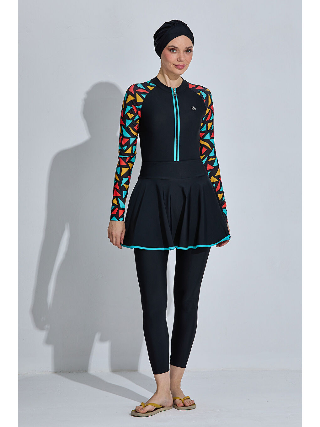 3 Farklı Şekilde Giyilebilir Elastanlı Etekli Tesettür Mayo 6440 Siyah-2