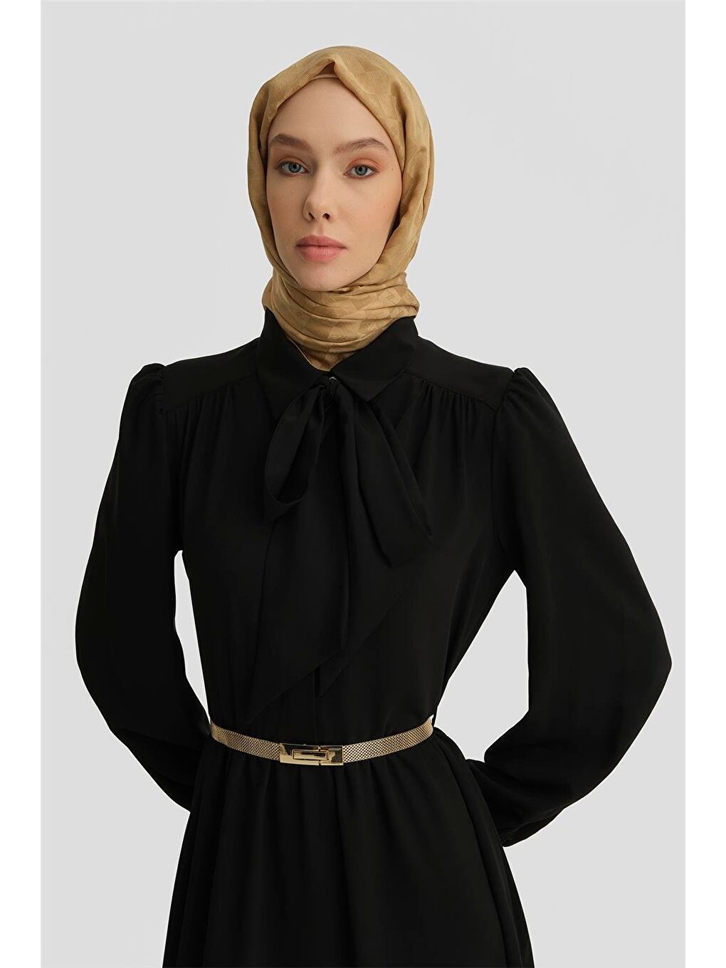 Seyyar Yaka Kurdeleli Elise 25Y9016 Siyah-1