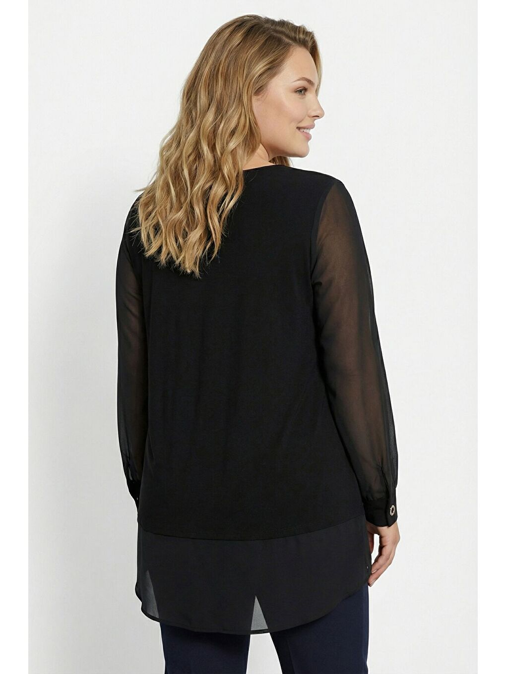 Büyük Beden Önü Fermuarlı Kuş Gözü Detaylı Kolları Tül Siyah Bluz 110880-4