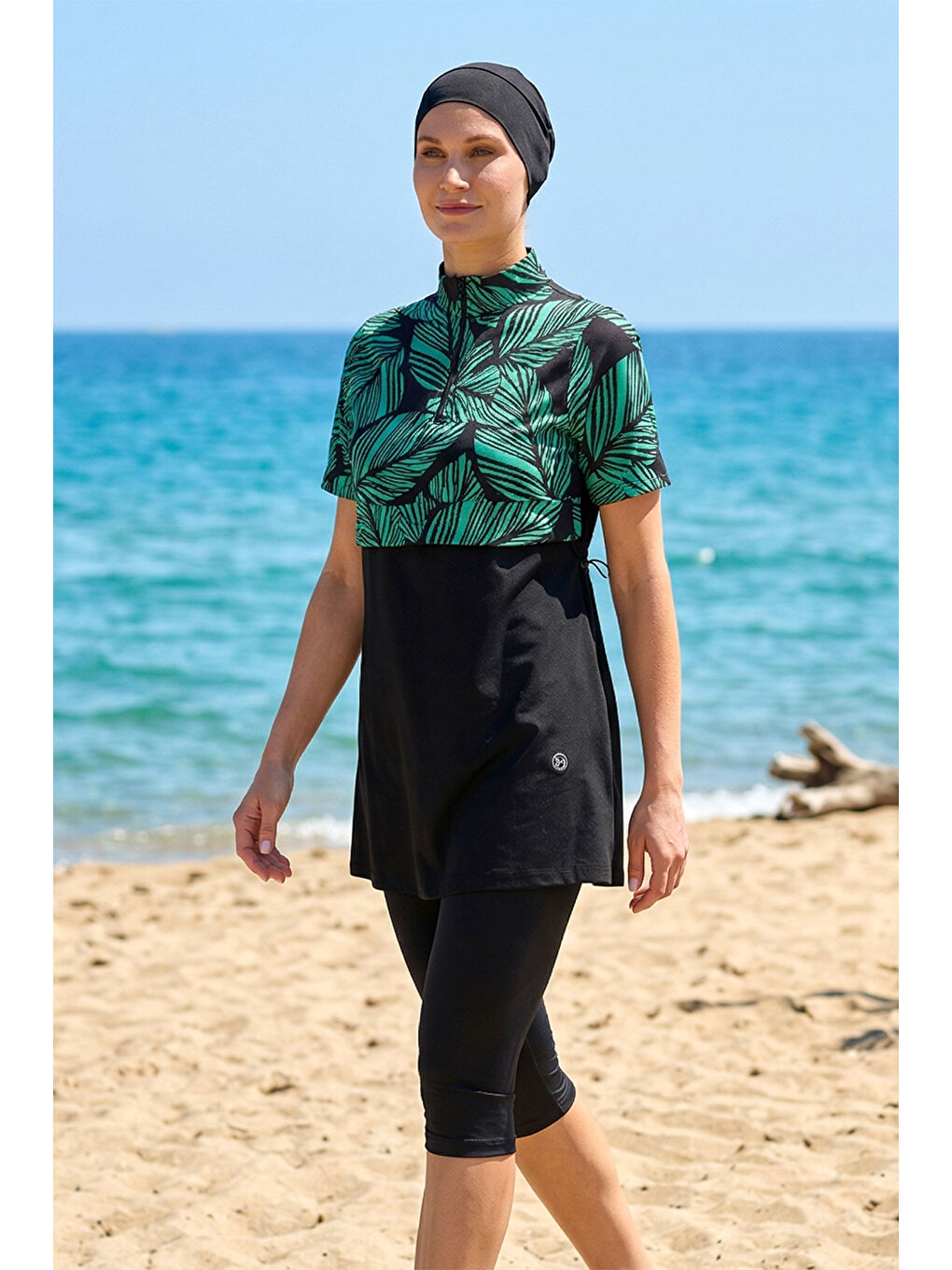 Kısa Kollu Spor Elastanlı Yarı Kapalı Mayo 6567 Siyah