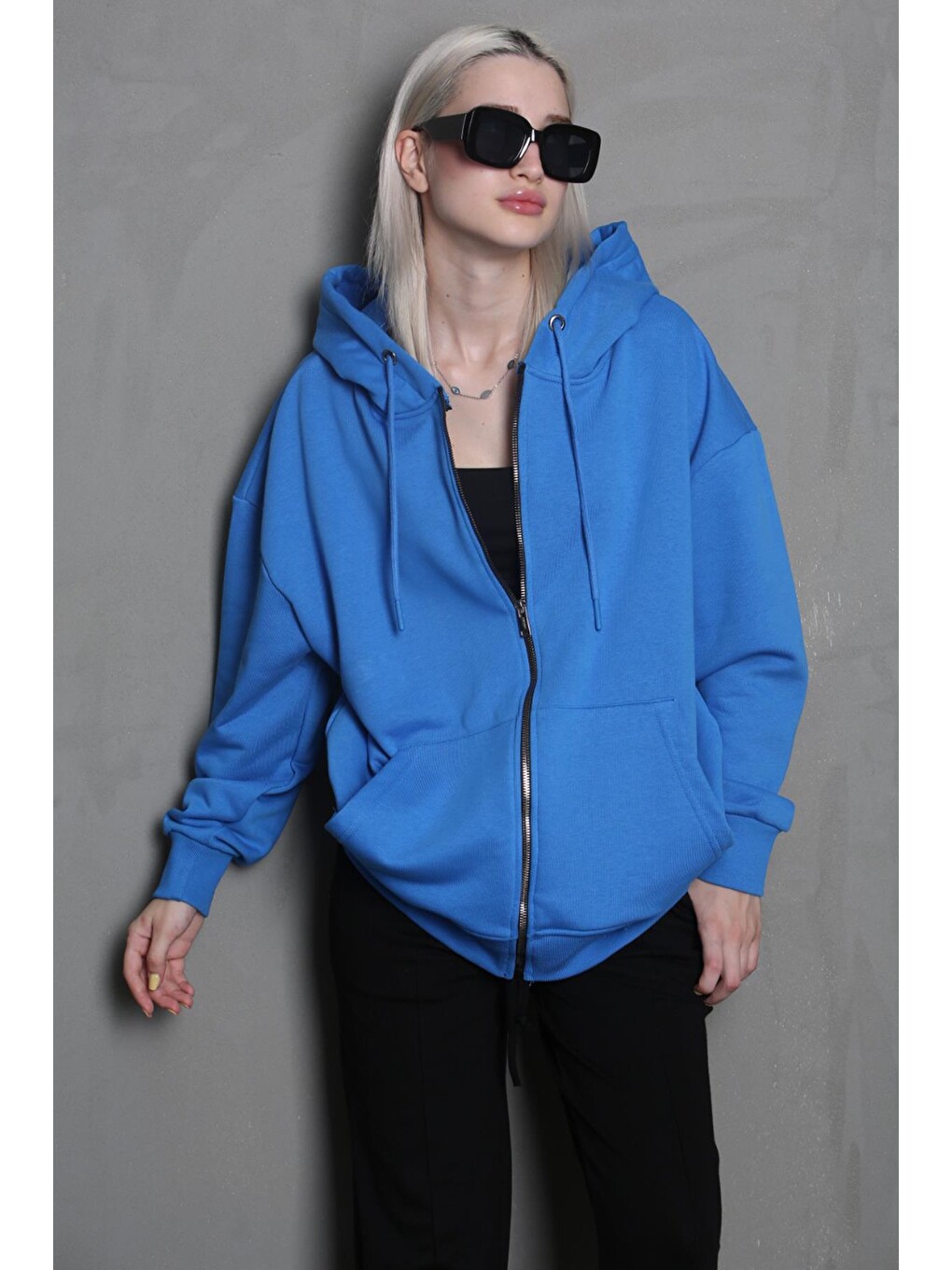 Mavi Kapüşonlu Basic Sweatshirt Mg1900-2