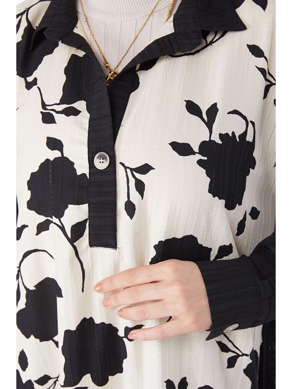 Gömlek Yaka Kadın Siyah Desenli Salaş Elbise - 25047-4