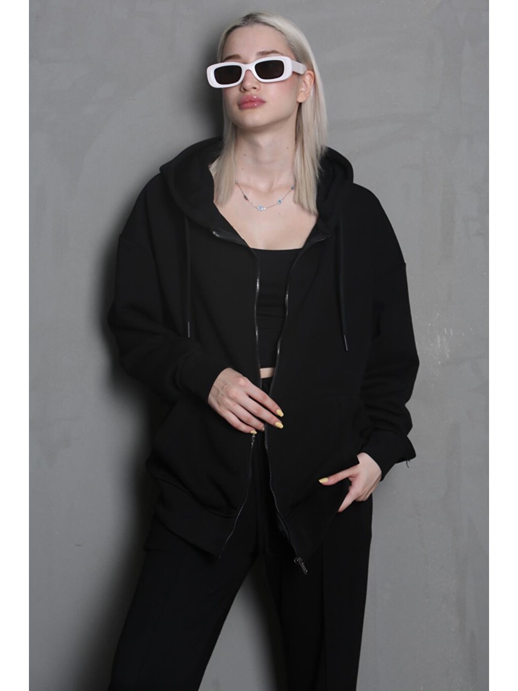 Siyah Kapüşonlu Basic Sweatshirt Mg1900-1