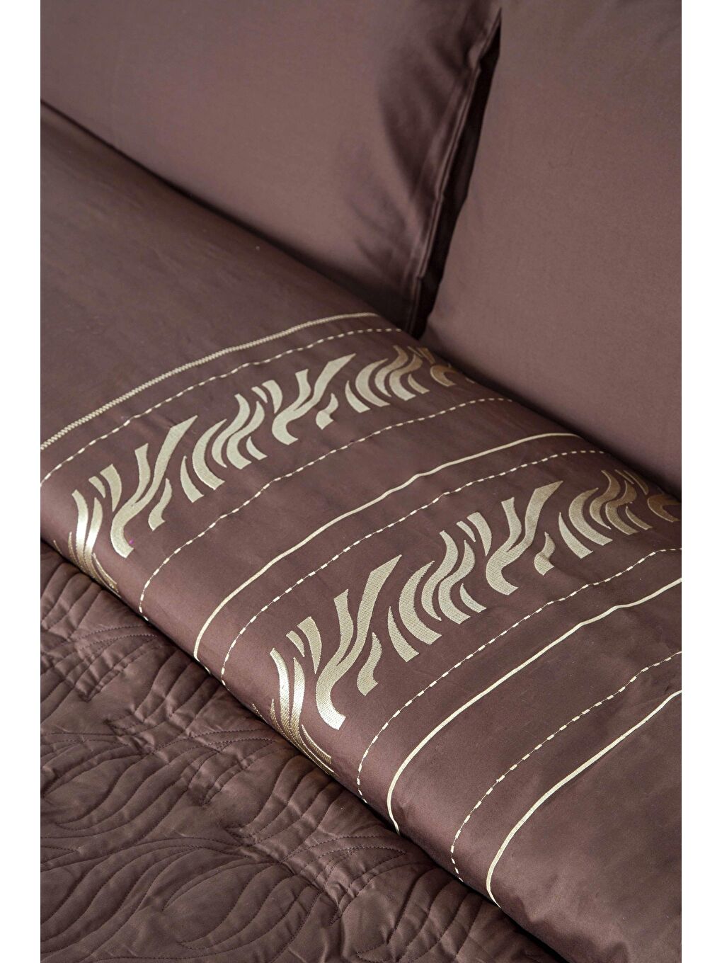 Renksiz Zebra Çift Kişilik Yatak Seti Kahve-1