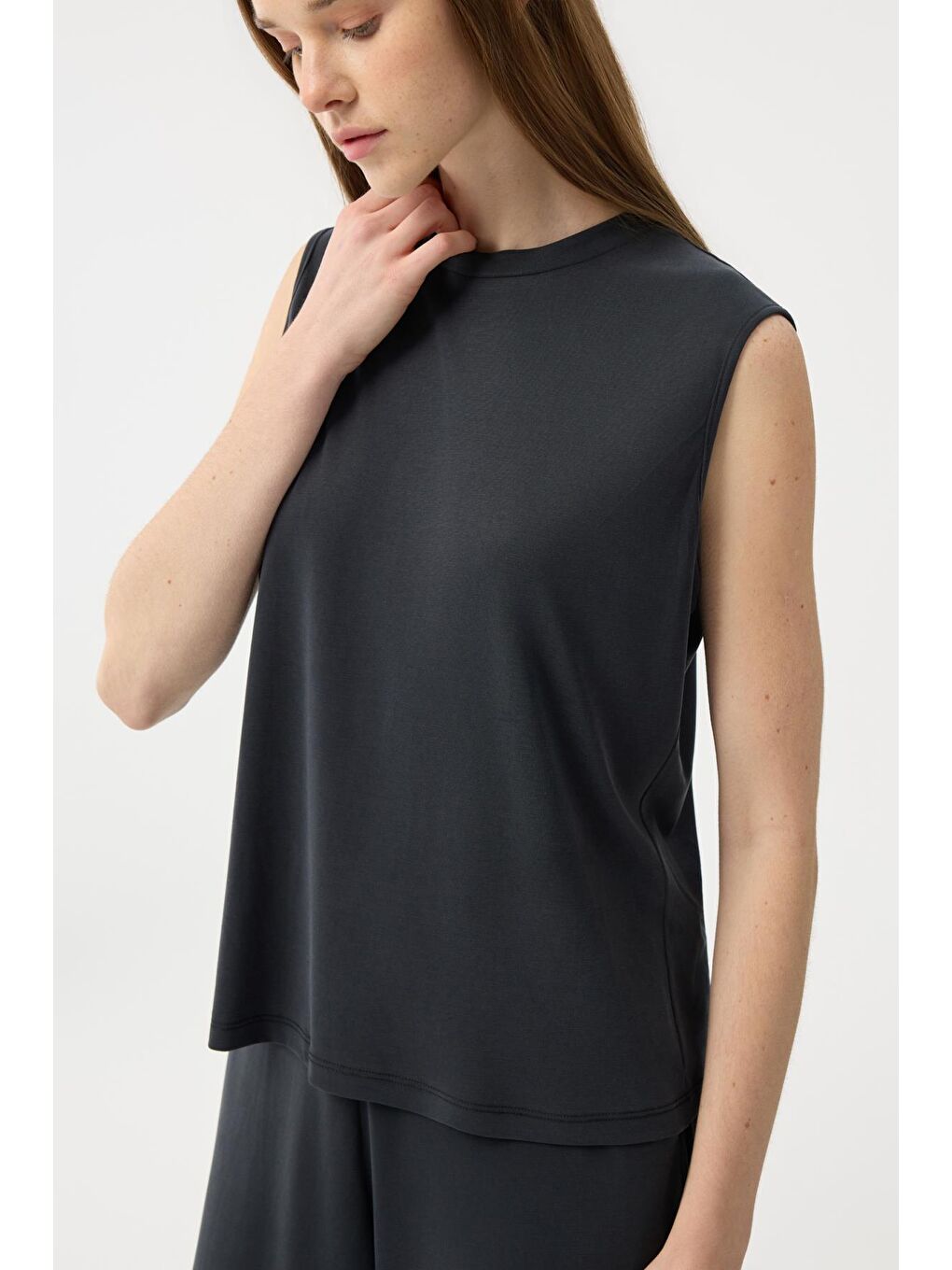 Modal Cupra Sıfır Kol Body Siyah-1