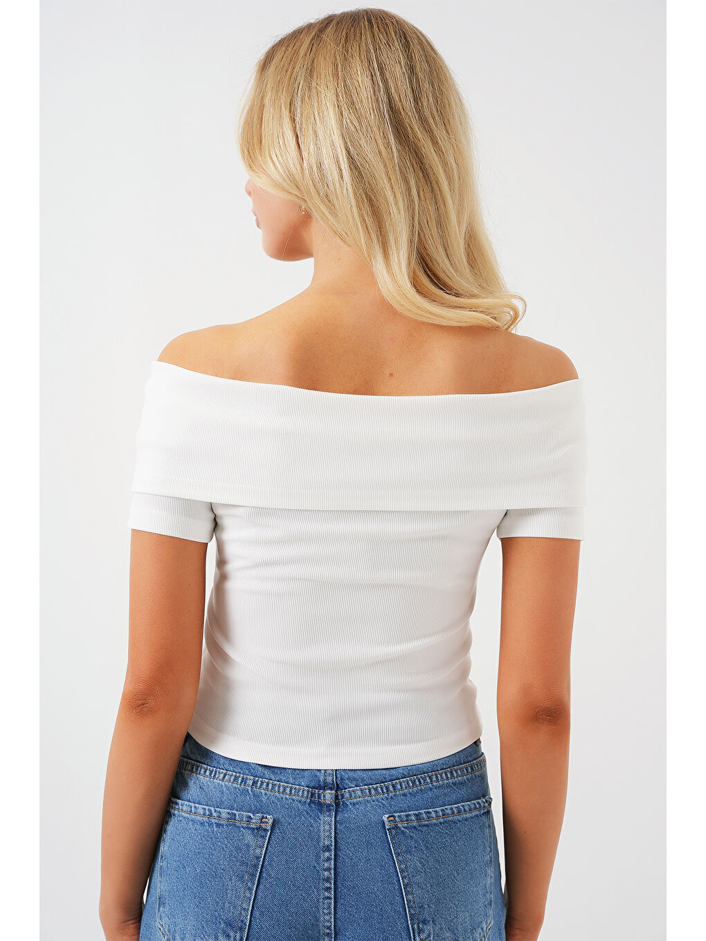 Madonna Yaka Kelebek Detaylı Bluz 957 - Beyaz-6