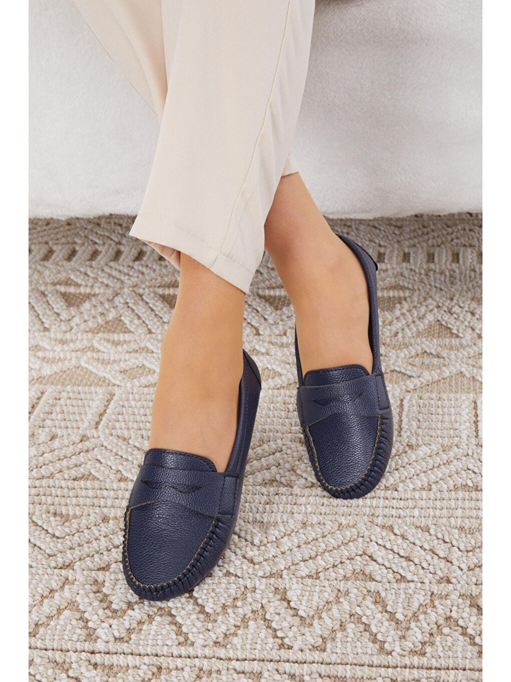 Kadın Lacivert Hafif Rahat Taban Günlük Babet - 24583-1