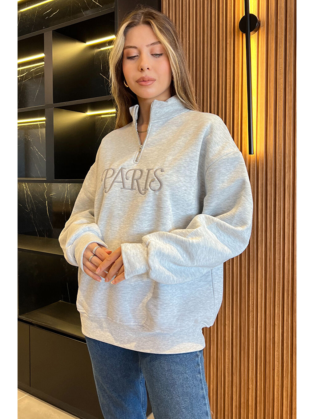 GÜLSELİ Gri Kadın Yarım Fermuarlı Nakışlı Şardonlu Üç İplik Oversize Sweatshirt - 1