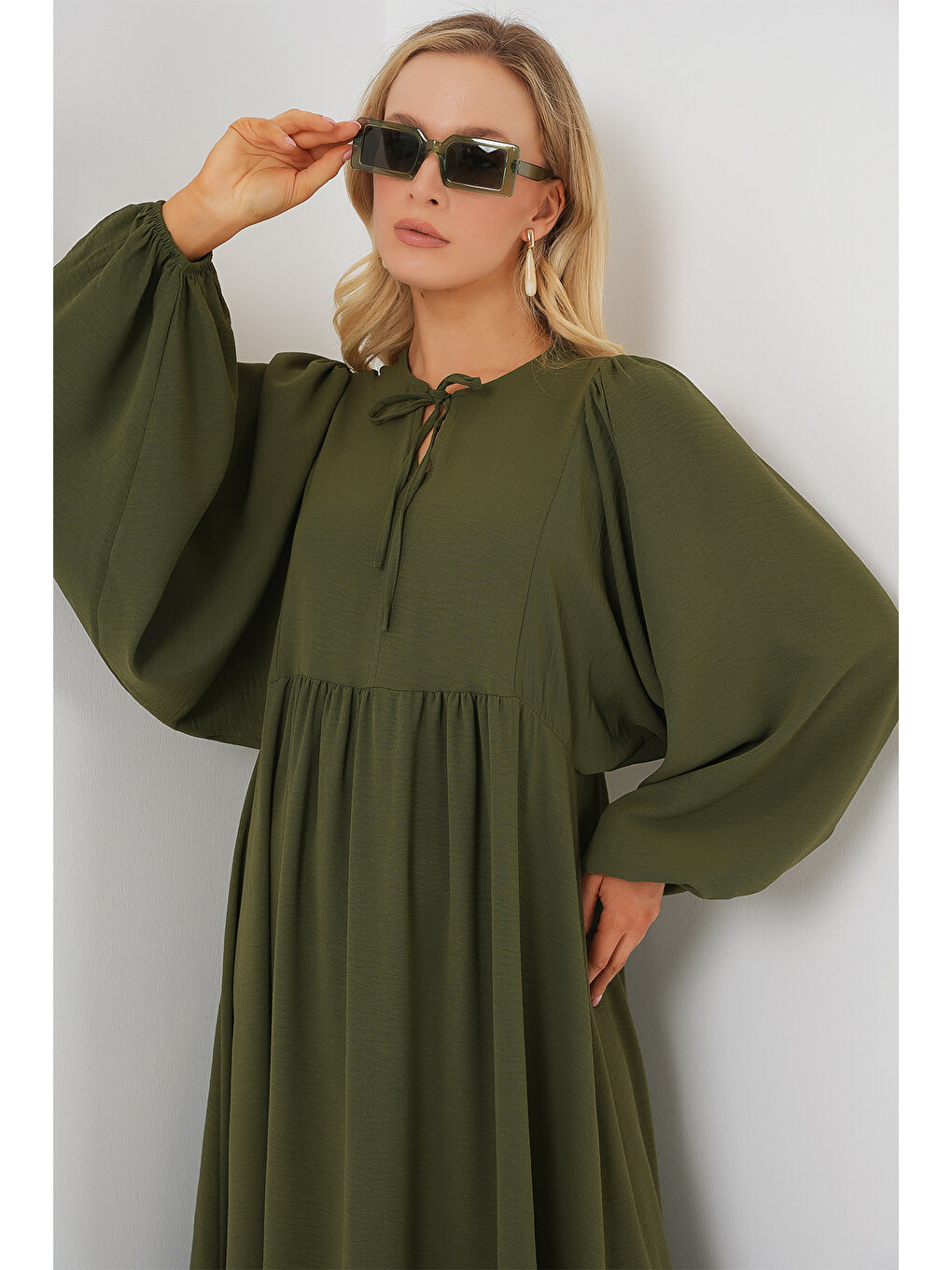 Kadın Balon Kol Uzun Tesettür Elbise 2464 - Haki-3