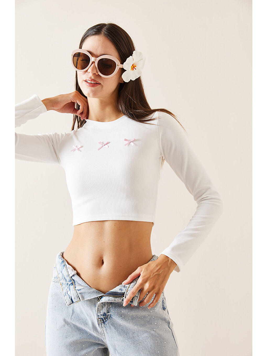 Beyaz Bisiklet Yaka Kurdele Detaylı Crop Bluz 5YXK2-48922-01-4