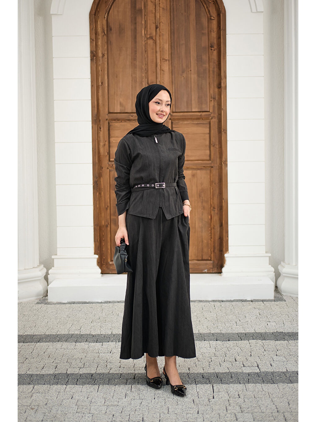Kadın Fermuarlı Cep Detay Kemer Bağlamalı Etekli Takım Siyah-1