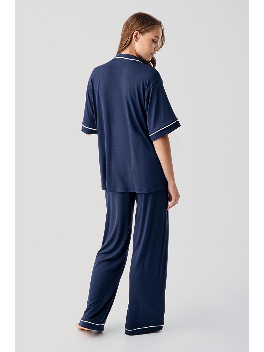 Lacivert Kısa Kollu Düğmeli Oversize Esnek Viskoz Pijama Takım 19210-5