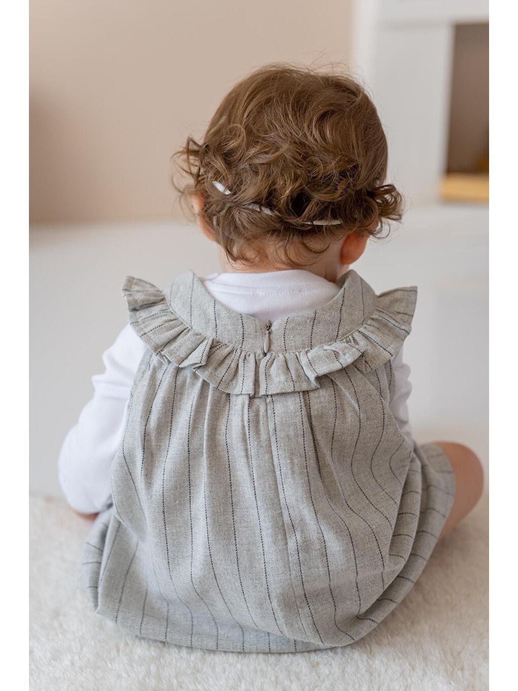 Kız Bebek Yakası Fırfırlı Elbise Ve Bluz Takım - Gri-2