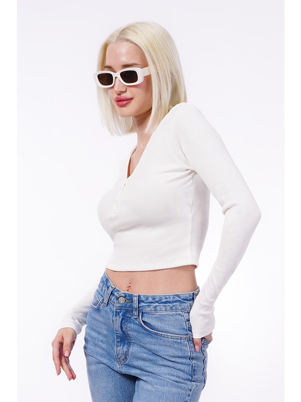 Beyaz V Yaka Uzun Kollu Düğme Detaylı Kaşkorse Bodysuit Mg2194-10