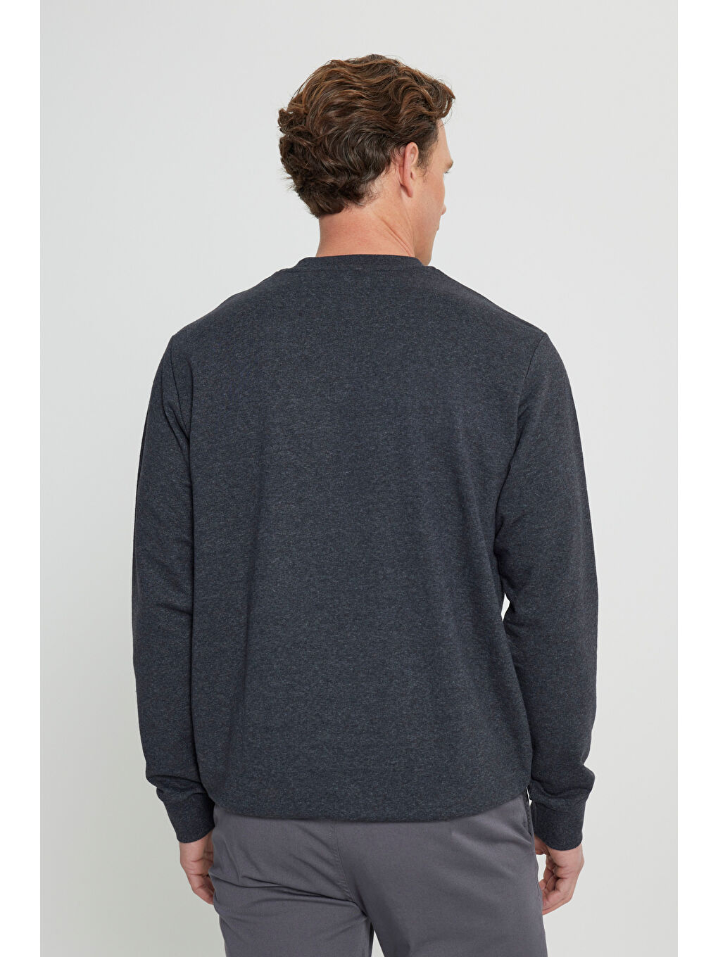 Erkek Antrasit-Melanj Standart Fit Normal Kesim 2 İplik Recycle Pamuklu Bisiklet Yaka Sweatshirt-4