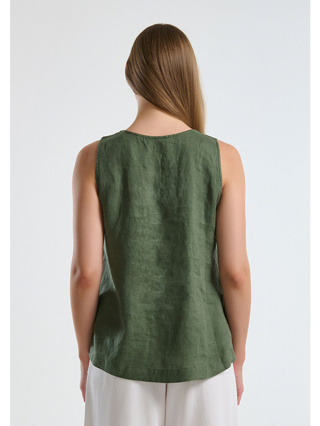 Kadın Haki %100 Keten V Yaka Kolsuz Geniş Kesim Bluz-1