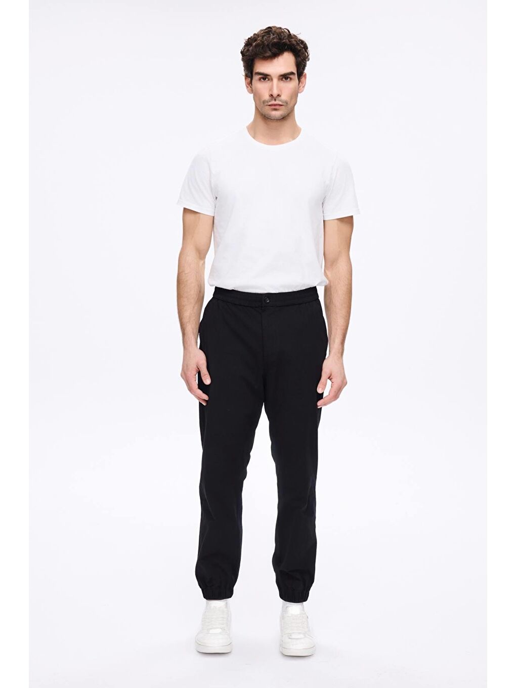 Beli Ve Paçası Lastikli Bağcıklı Siyah Erkek Jogger Pantolon 4023