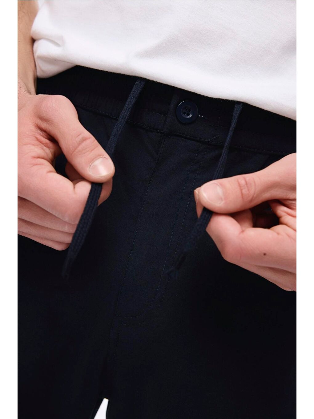 Beli Ve Paçası Lastikli Bağcıklı Lacivert Erkek Jogger Pantolon 4023-2