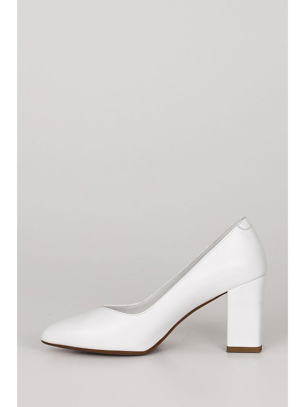 Beyaz BEYAZ  Hakiki Deri Sivri Burun Yüksek Kalın Topuklu Kadın Ayakkabı 24171-5