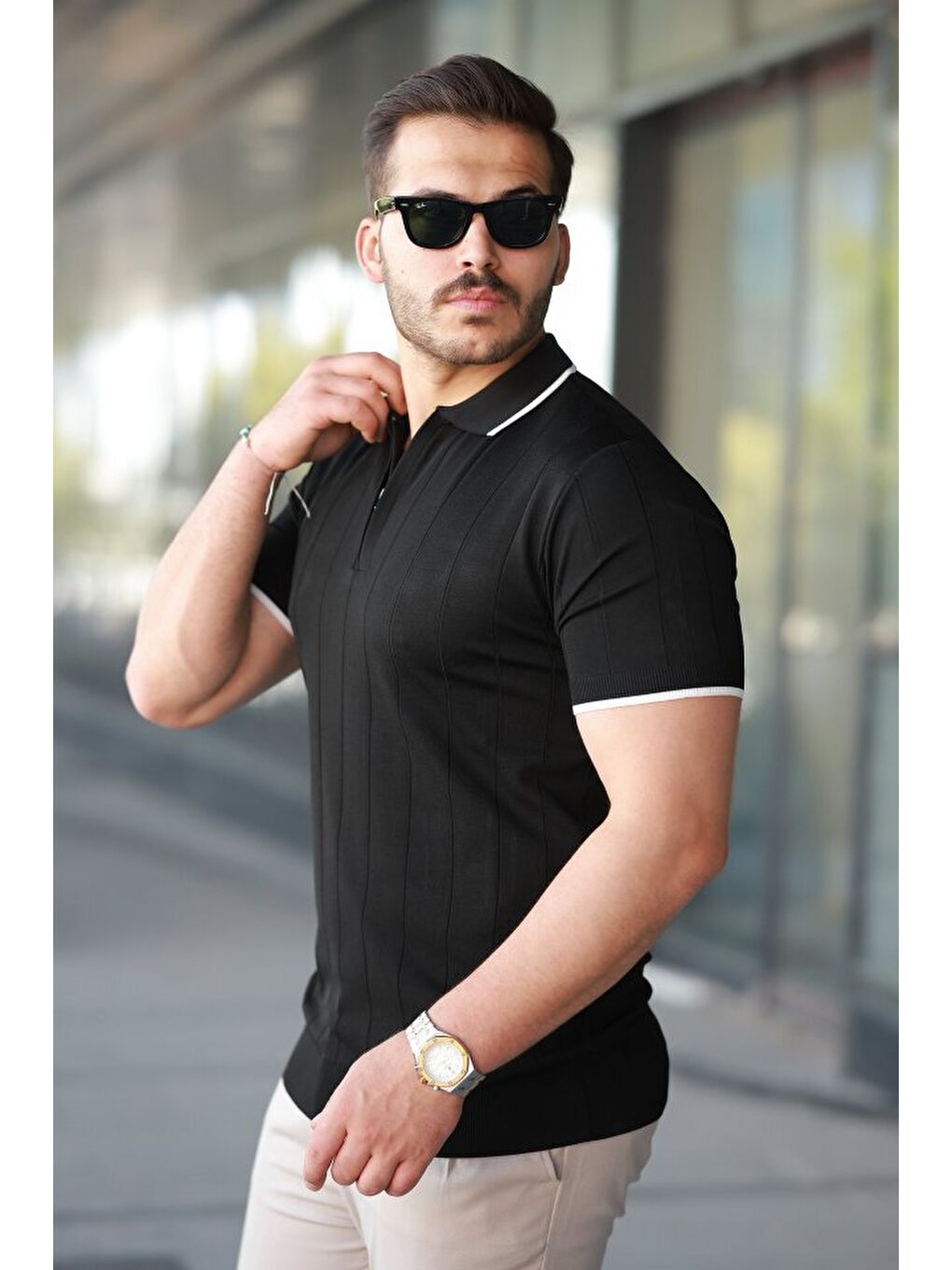 Siyah Erkek Fermuar Yakalı çizgi Dokulu Kısa Kollu Tişört-1