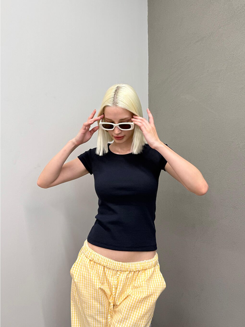 Lacivert Geniş Yaka Fittili Basic Kadın T-Shirt Mg2293-5