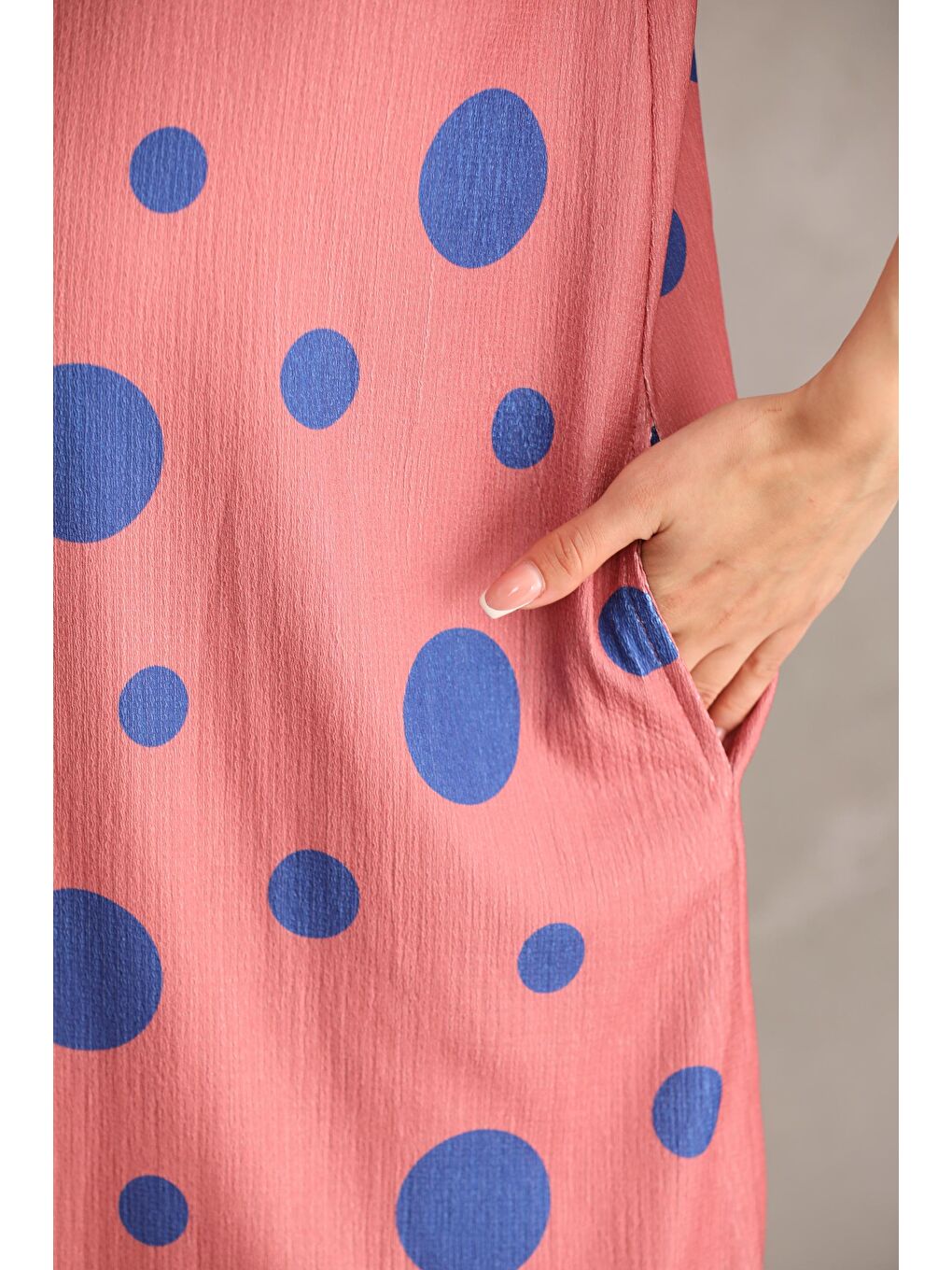 Pembe Hamile Baskılı Midi Kısa Kol Yandan Cepli Elbise-6