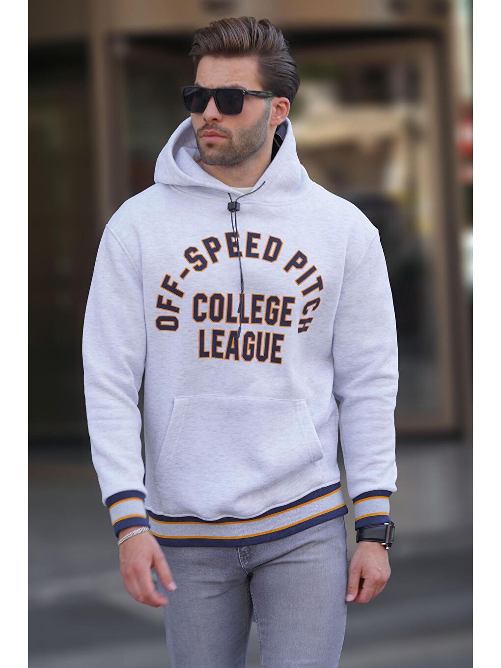 Madmext Kar Melanj Karmelanj Kapüşonlu Cep Detaylı Baskılı Erkek Sweatshirt 7068