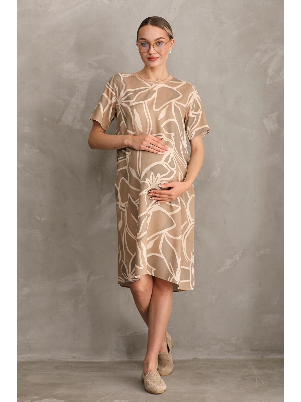 Kahverengi Hamile Baskılı Midi Kısa Kol Yandan Cepli Elbise-1