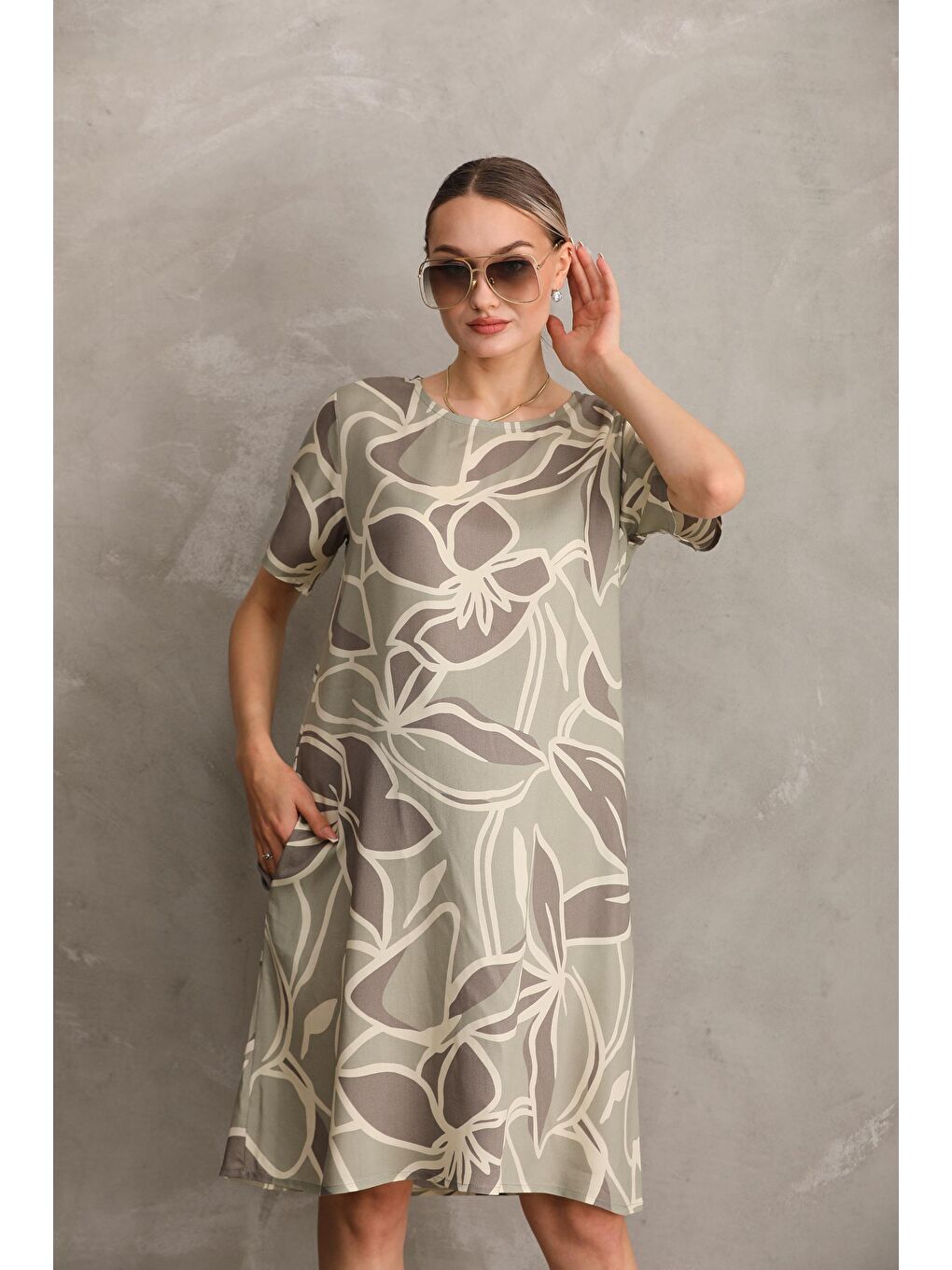 Yeşil Hamile Baskılı Midi Kısa Kol Yandan Cepli Elbise-5