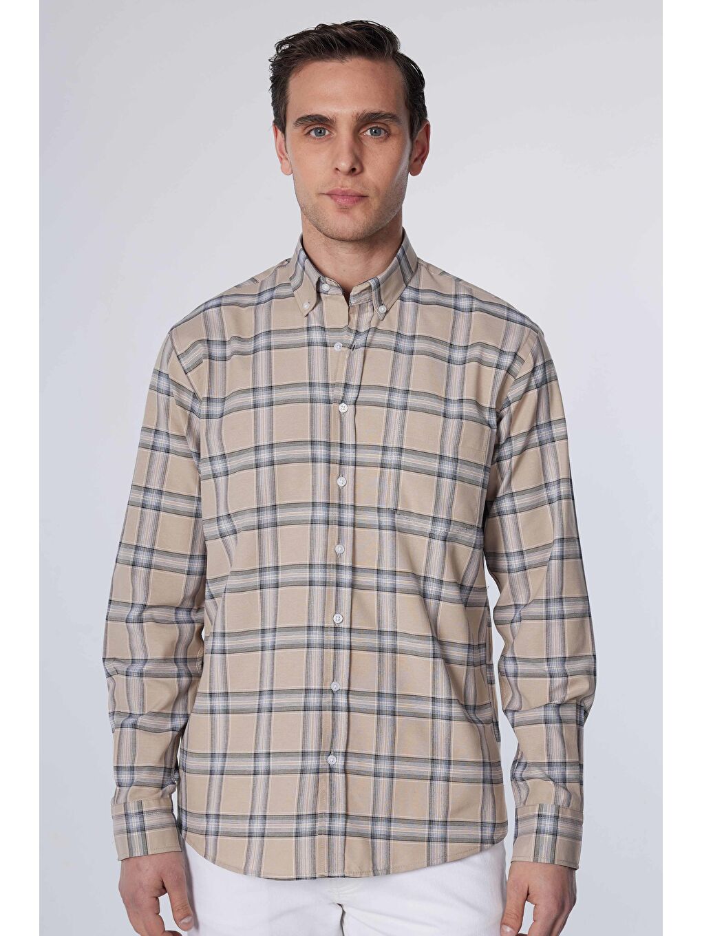 Karışık Erkek Regular Fit Klasik Kesim Düğmeli Yaka Küçük Kareli Pamuklu Gömlek