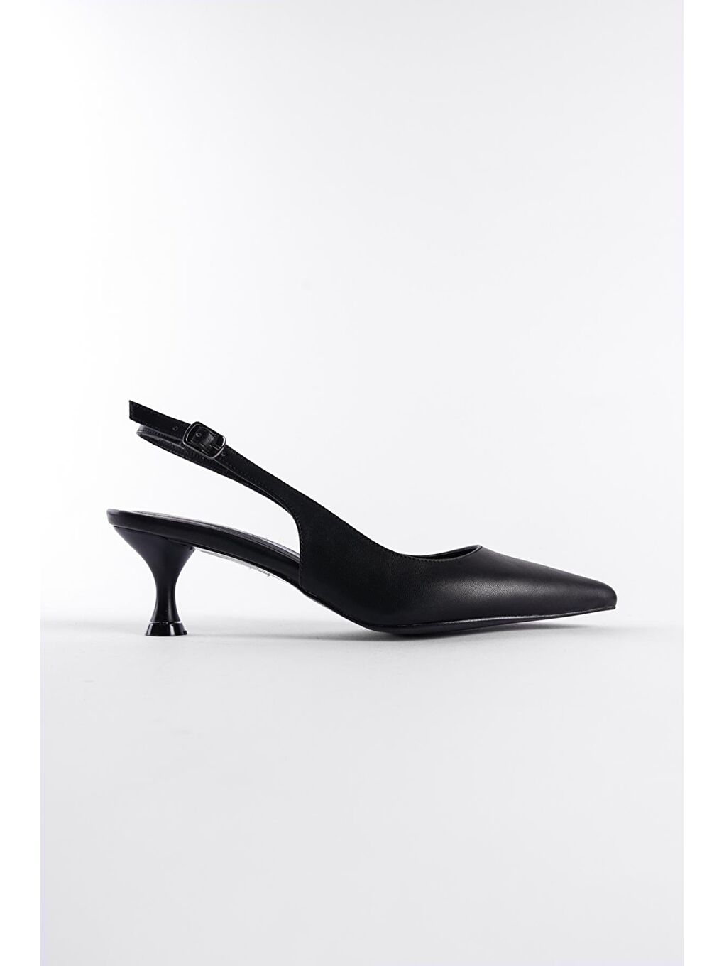 Siyah Arkası Açık Orta Topuklu  Sivri Burunlu Kadın Ayakkabı-3